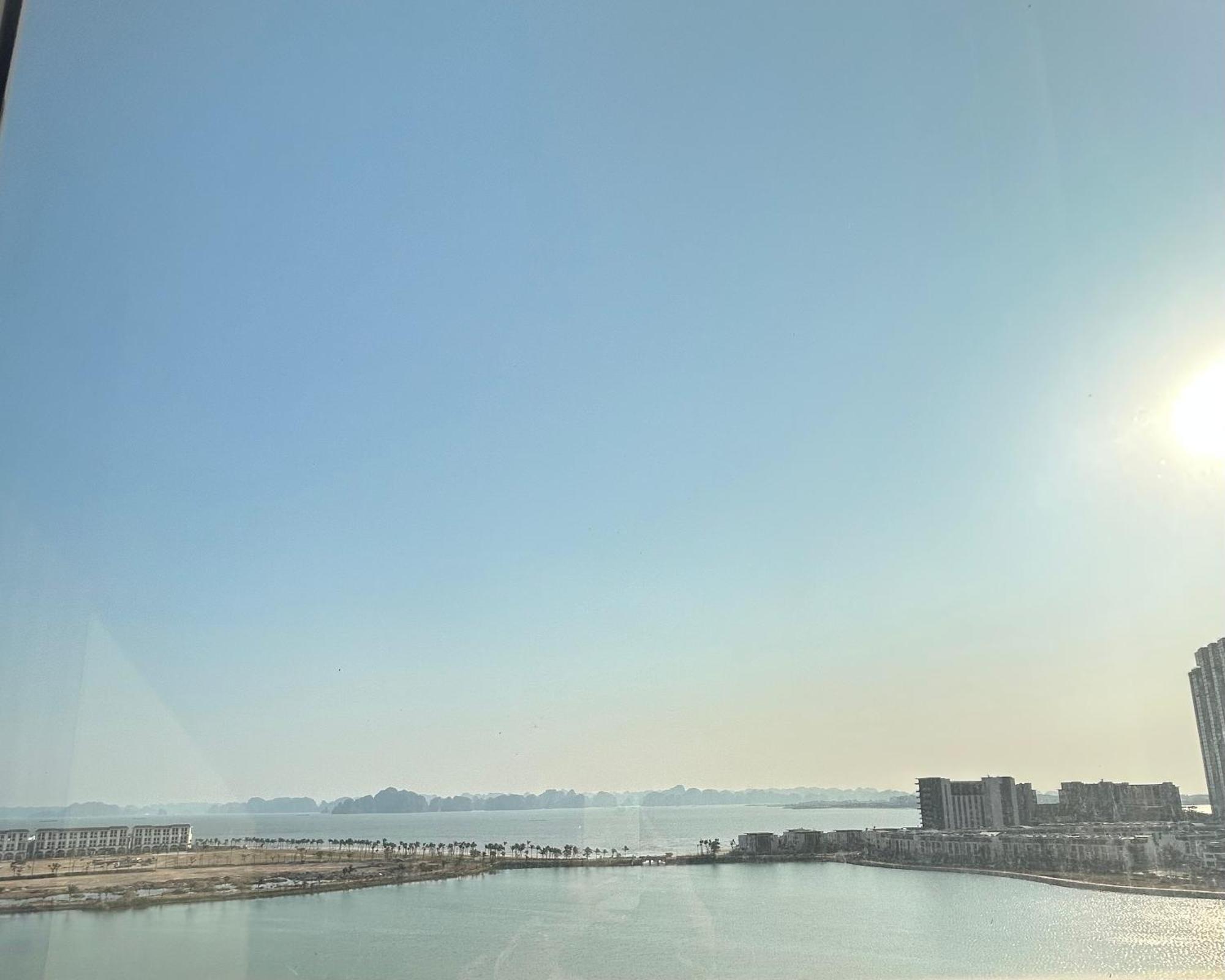 Sunday Premium Apartment Ha Long Exterior foto